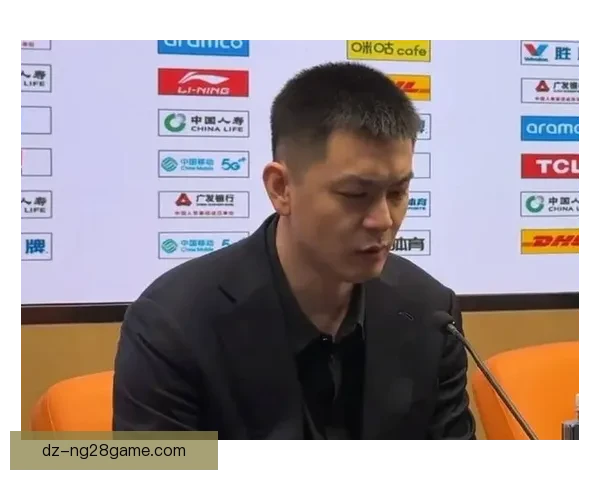 杨鸣坦言末节差口气为球员减压