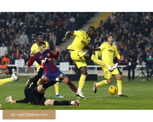 比尼亚斯破门拜利救主三三战平